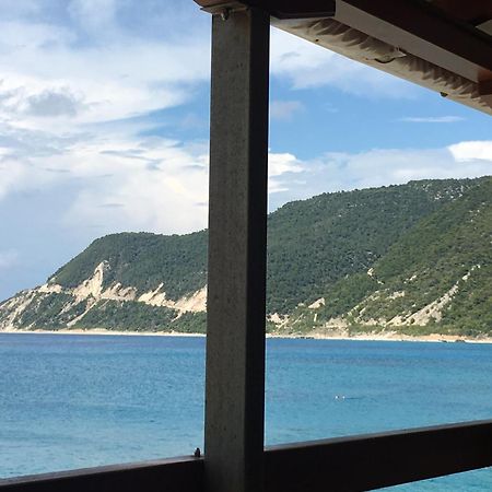 Hotel อาโยส นิกีตัส ภายนอก รูปภาพ
