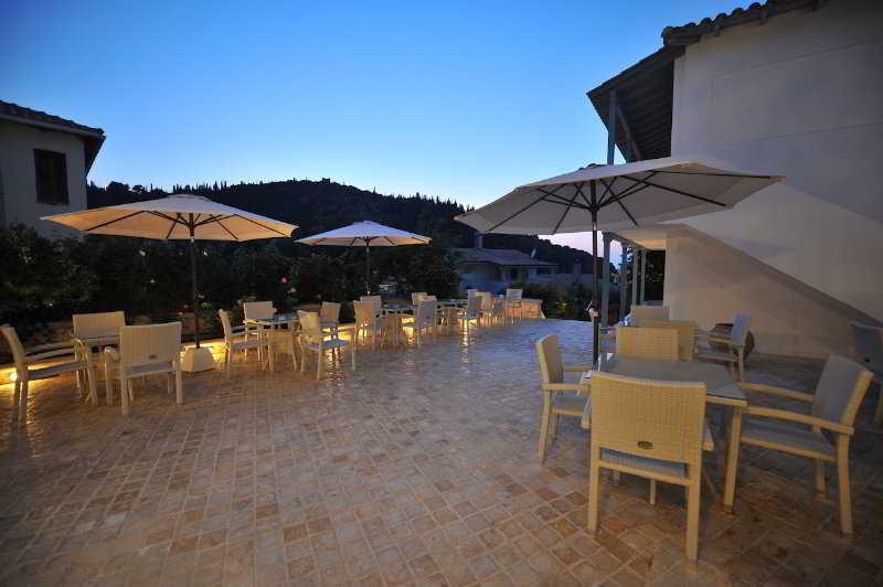 Hotel อาโยส นิกีตัส ภายนอก รูปภาพ