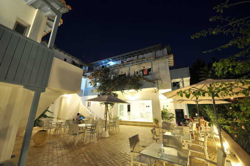 Hotel อาโยส นิกีตัส ภายนอก รูปภาพ