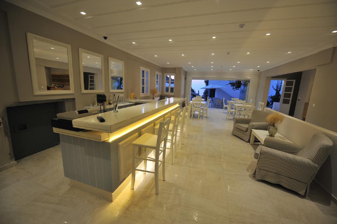Hotel อาโยส นิกีตัส ภายนอก รูปภาพ